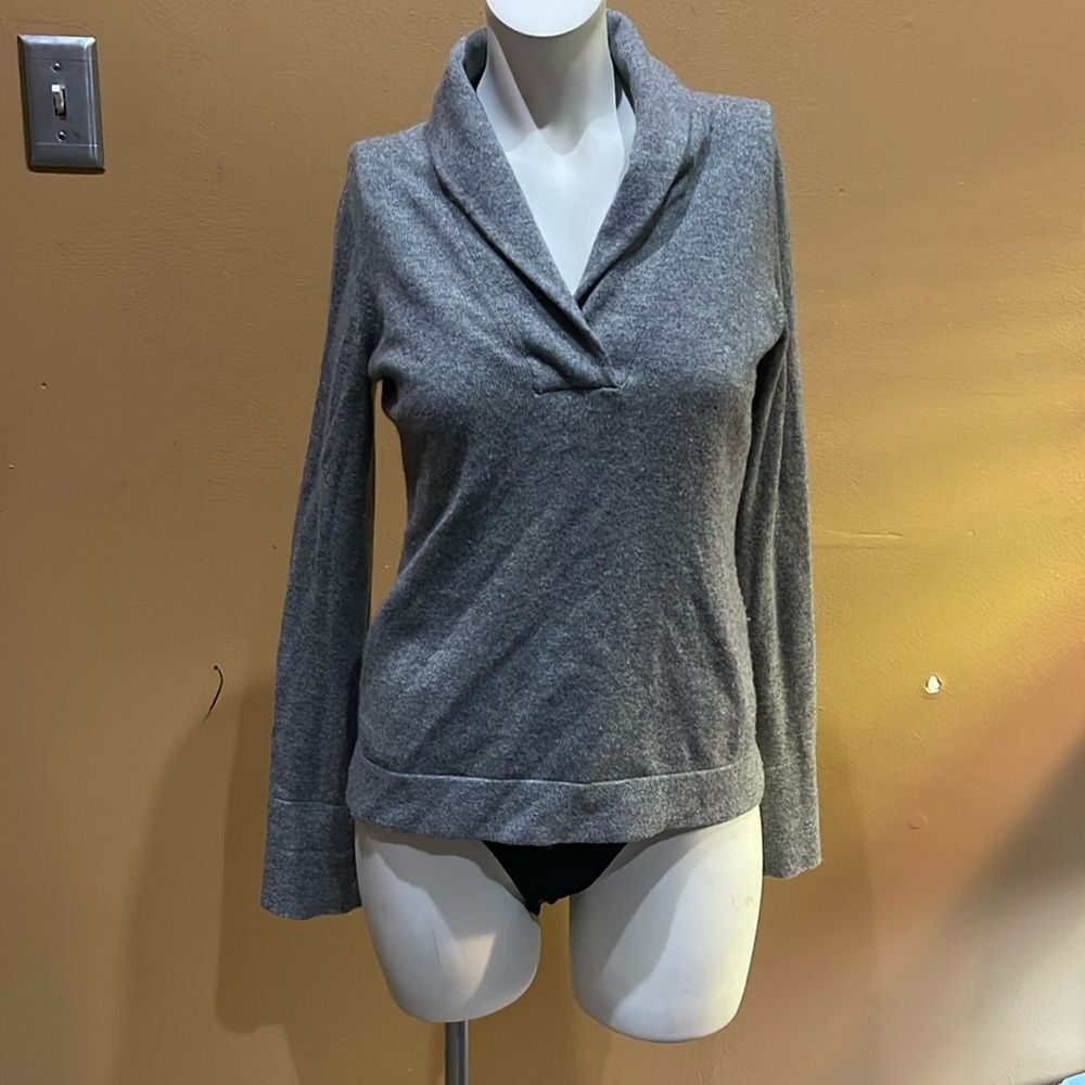 Jones New York Women's 100% Cashmere Grey Shawl Neck Sweater Pullover PS